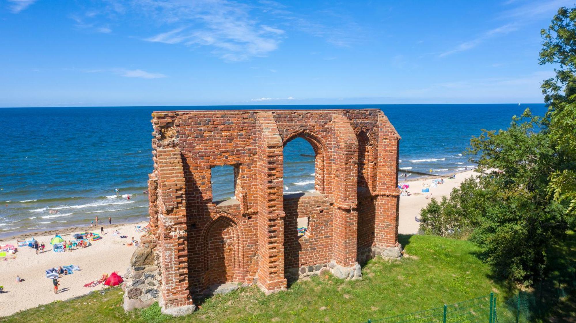 Aparthouse Cliff By Orka 150 M Beach And Sea Trzesacz Exterior photo